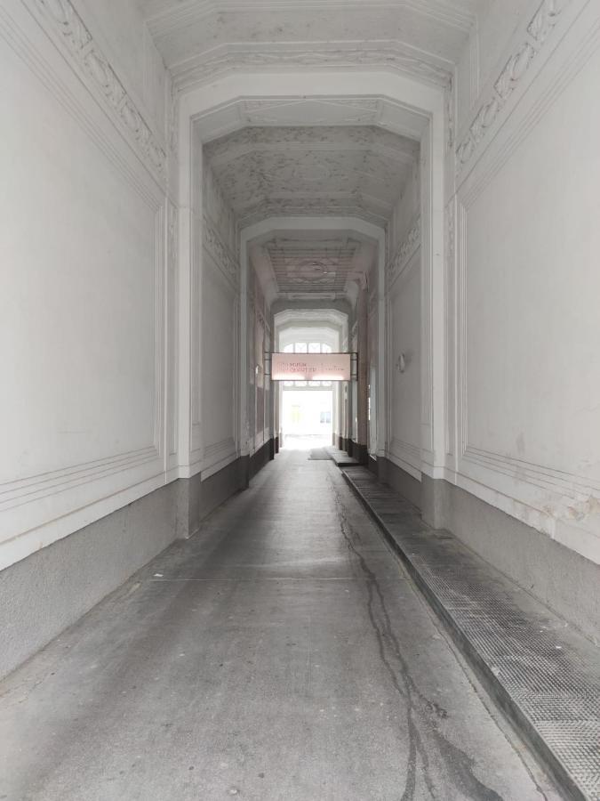 Royal Residence Haus Des Meeres Wina Bagian luar foto